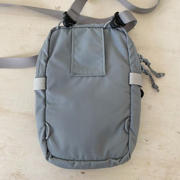 Fjallraven Unisex High Coast Pocket Crossbody Bag Gray Hiking Waterproof Durable - Picture 6 of 15